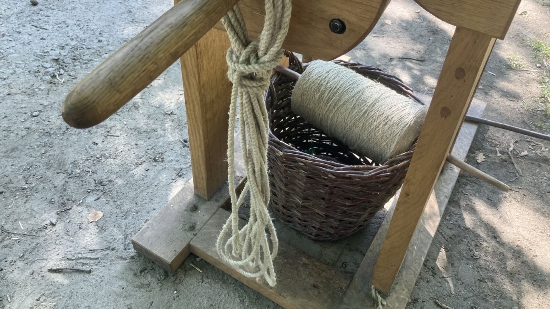 Rope making at Museumsdorf Duppel (DE)