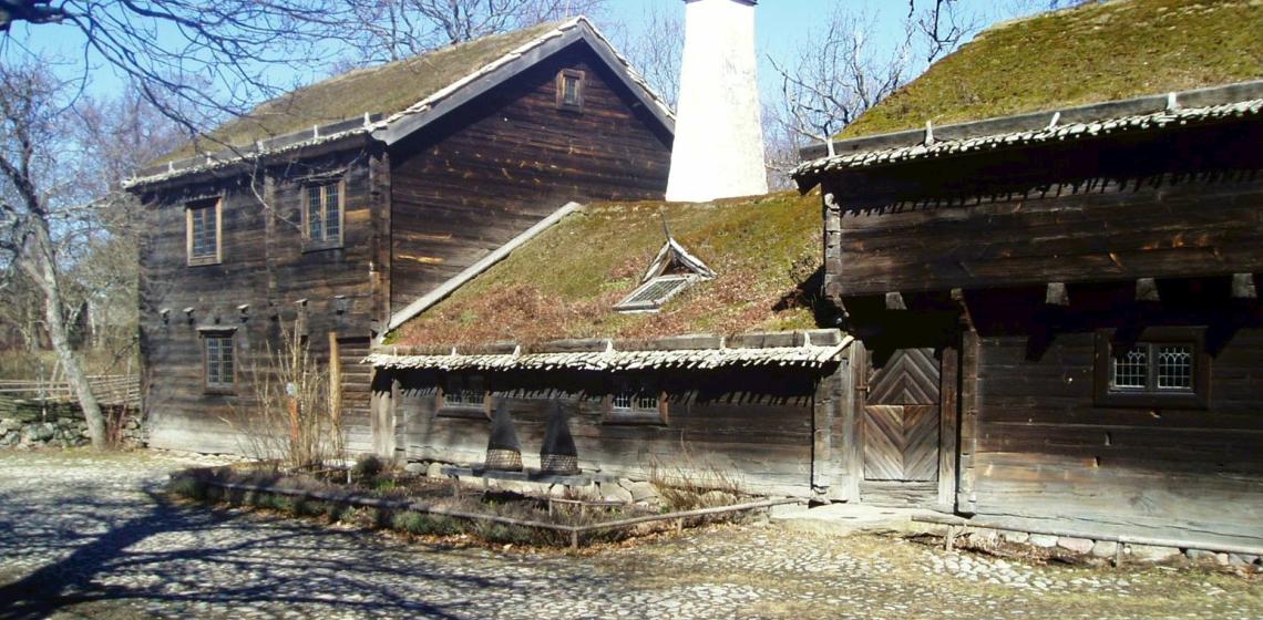 Image: Kyrkhultsstugan typical house from Blekinge County, Sweden, now at Skansen Stockholm. Image by Nordelch - Eigenes Werk, CC BY-SA 2.5, https://commons.wikimedia.org/w/index.php?curid=726423