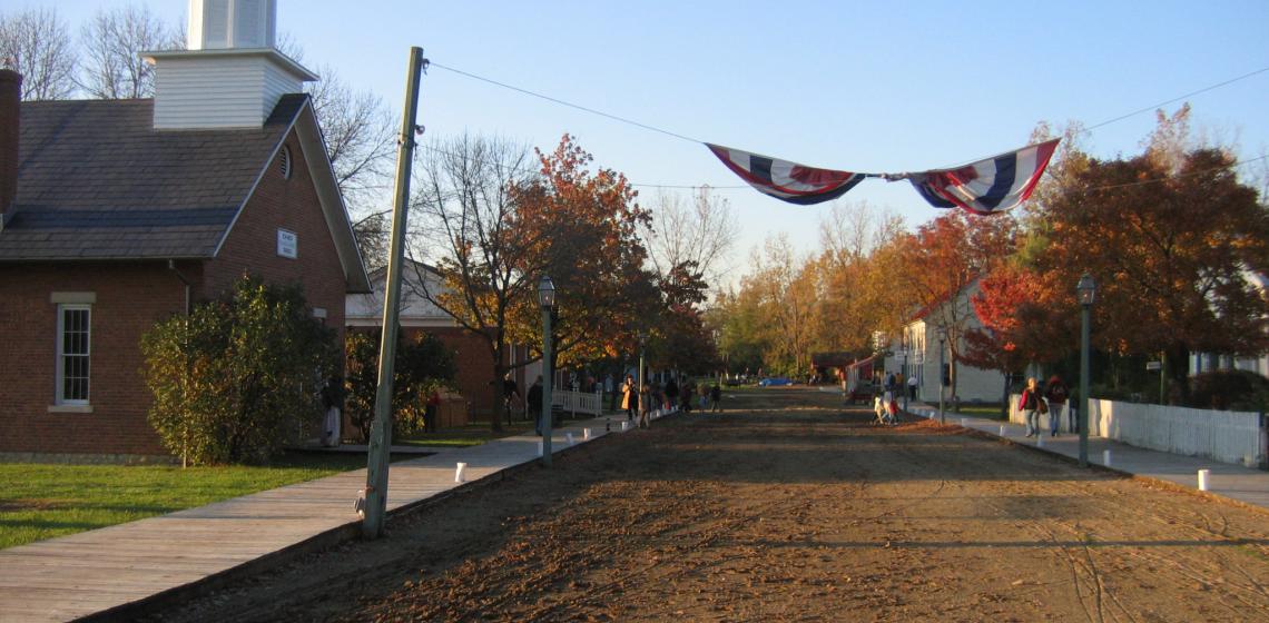 Photo: Ohio Village in the Fall, by Ryan Lintelman - Own work, CC BY-SA 2.5, https://commons.wikimedia.org/w/index.php?curid=1303605