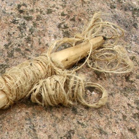 Nettle thread